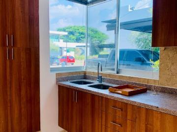 Casa en condominio en renta El Real, Jardín Real, Zapopan, Jalisco, México