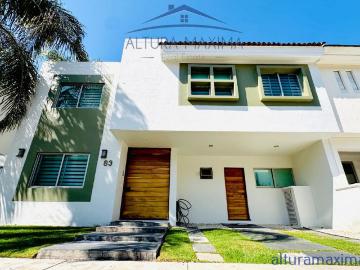 Casa en condominio en renta Jardín Real, Zapopan, Jalisco, México