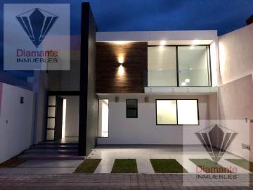 Casa en condominio en renta Jardines Del Lago, Ciudad De Aguascalientes