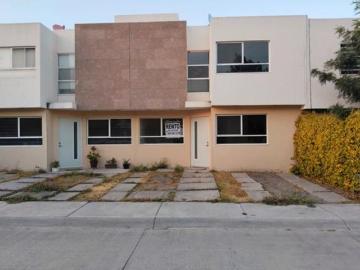 Casa en condominio en renta Residencial Gema, Avenida Tlacote, Santiago De Querétaro, Querétaro, México