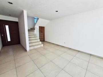 CASA EN CONDOMINIO EN VENTA