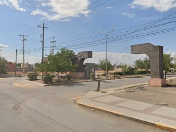 Casa en Condominio en Venta en Colonial del Valle, Juárez Excelente Ubicación