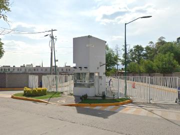 Casa en Condominio en Venta en Cuautitlán, Paseos del Bosque, México
