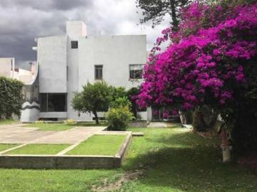 Casa en Condominio en Venta en BOSQUES DE TETLAMEYA