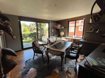 Casa en condominio en venta en Bosques de las Lomas