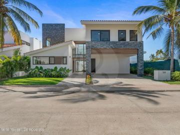 Casa En Condominio en venta en Ejido Nuevo Vallarta 4 Rec?maras