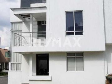 Casa en Condominio en Venta en Fraccionamiento Fuentes de San José, Sta. Cruz Otzacatipan, San Mateo