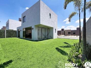Casa en condominio en venta en Fraccionamiento Puerta Real