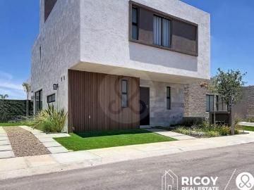 Casa en condominio en venta en Fraccionamiento Puerta Real