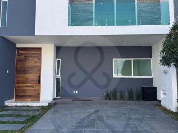 Casa en condominio en venta en Fraccionamiento Valle Imperial