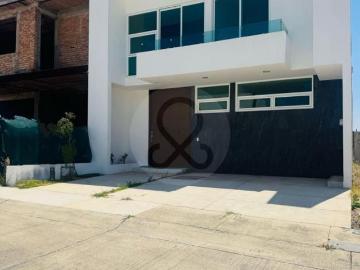 Casa en condominio en venta en Fraccionamiento Valle Imperial