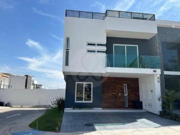Casa en condominio en venta en Fraccionamiento Valle Imperial