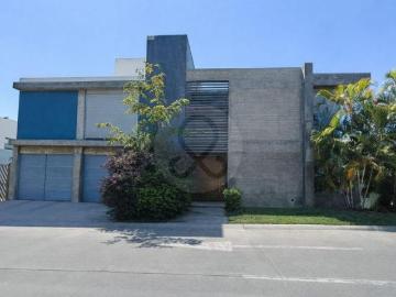 Casa en condominio en venta en Fraccionamiento Villa Verona
