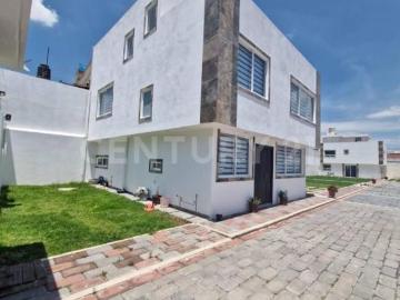 Casa en Condominio en Venta en San Jorge Pueblo Nuevo, Metepec, Estado de México