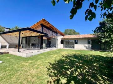 Casa en Condominio en Venta en San Simón, Valle de Bravo