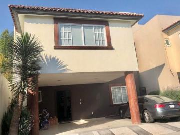 Casa en Condominio en Venta Metepec Estado de México