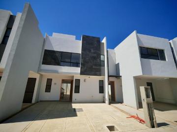 Casa en condominio en Venta nueva Con roof Garden en lomas de Angel?polis III, Puebla