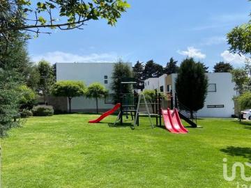 Casa en Vista Bosque, 3 Rec, Family Room, jardín, bodega, doble seguridad, 2 estac. Escuelas