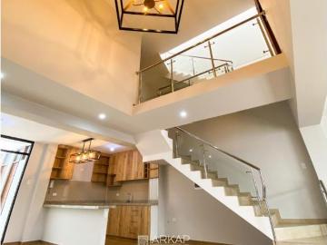 CASA EN CONDOMINIO, ESTRENO