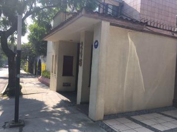 Casa en condominio Las ?guilas