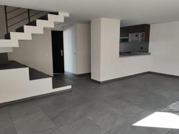 Casa en condominio Santa María