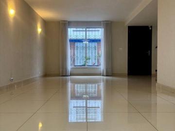 Casa en condominio remodelada en la Colonia Toriello Guerra