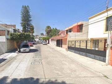 Casa en Dr. Rodolfo González H Los Paraísos, León de los Aldama, Guanajuato