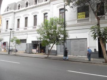 CASA EN EXCELENTE ZONA COMERCIAL – CERCADO DE LIMA