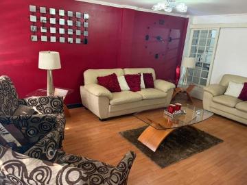 Casa en excelentes condiciones