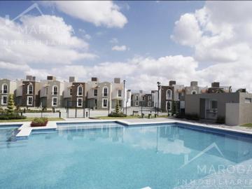 Casa en Tizayuca de 4 Rec?maras En Privada Con Alberca