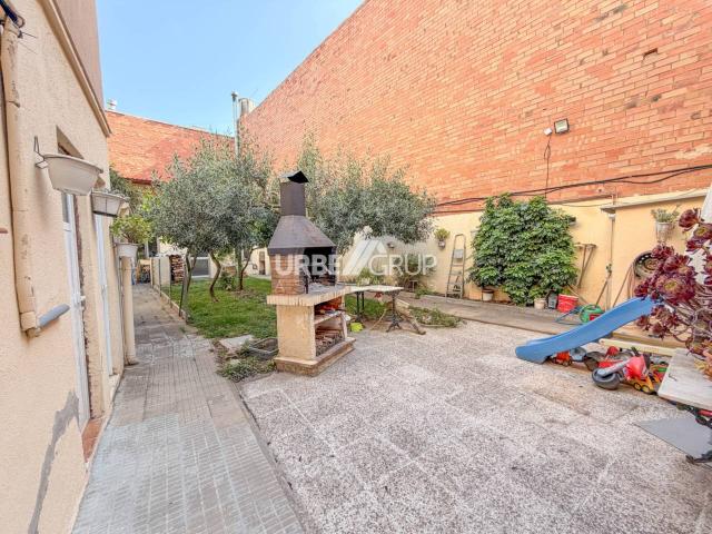 PLANTA BAJA EN EL BARRIO DE SANT PERE