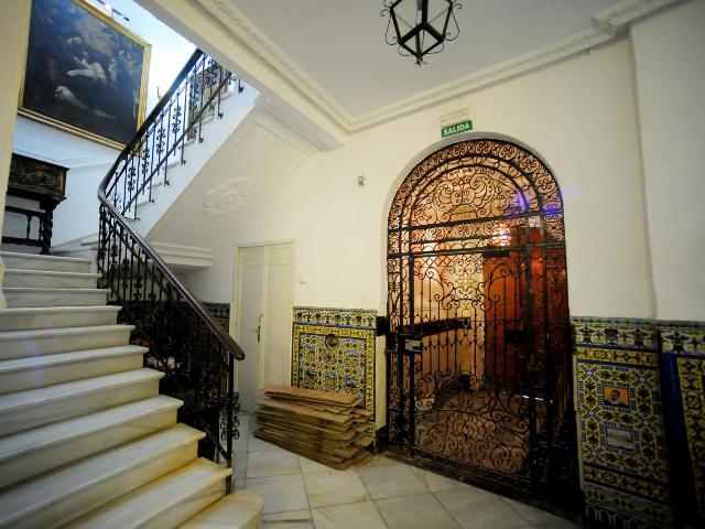 ¡ CASA EN EL CENTRO!