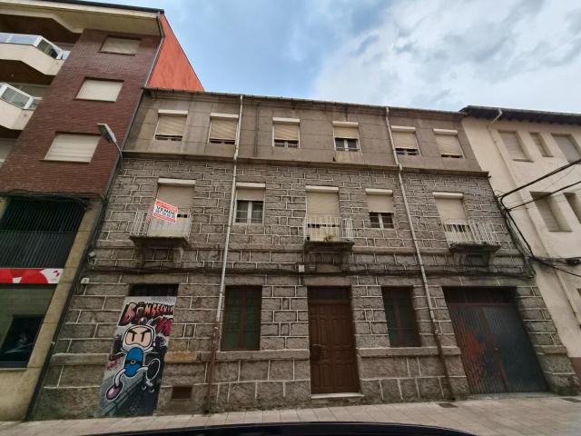 CASA EN EL CENTRO