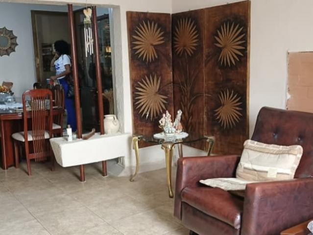 CASA EN EL CENTRO DE TURMERO ARAGUA VE46 126TU MVAS