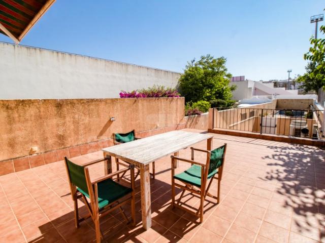 Casa en el centro de Mahón con jardín y piscina