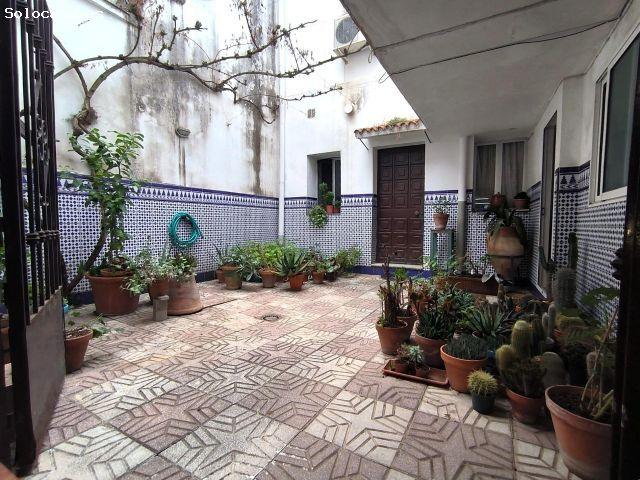 Casa en el corazón del casco histórico lindado con el Palacio de Viana zona de San Agustín Santa Ma