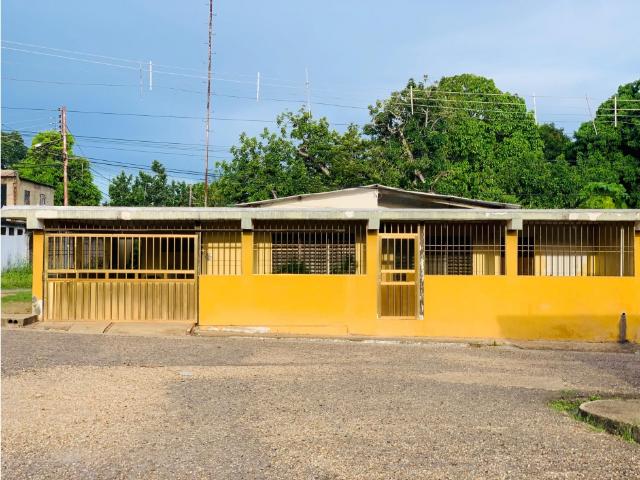 CASA EN EL SECTOR DE LA CRUZ VE02 1940LC ACAL