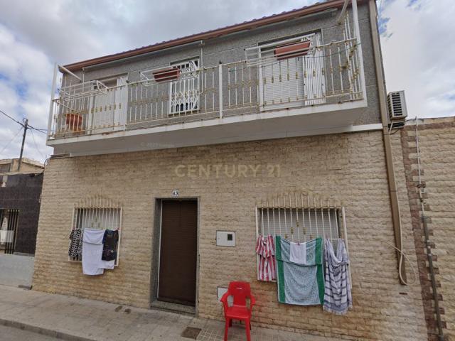 Casa en Elda. Activo en cesión de remate por 88.333 € | Ref. REGA 04360
