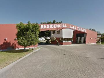 Casa en en Venta en Residencial Las Trojes a 5 min de la Plaza Citadina El Pueblito, Quer?taro