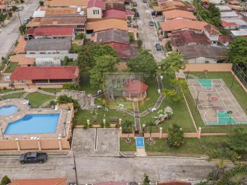 Casa en Esquina con Patio en Quintas de Gratamira Brisas del Golf