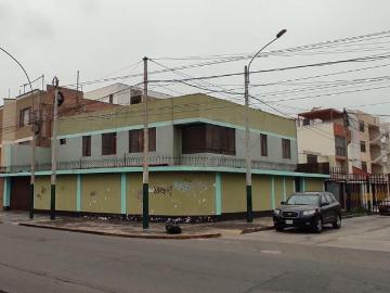 Casa en esquina en pueblo libre at m