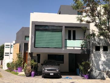 CASA EN ESQUINA EN RENTA O VENTA PARQUE SANTIAGO LOMAS II