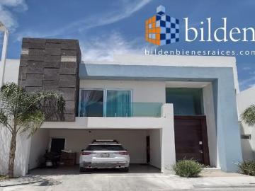 Casa en Fracc. El Lago Residencial