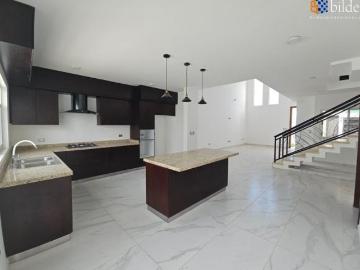 Casa en Fracc. Los Nogales Residencial