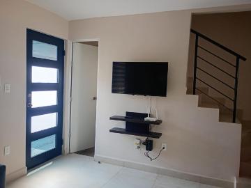 Casa en Fraccionamiento Valle Esmeralda En Renta