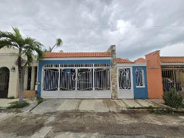 Casa en Fraccionamiento Vergel