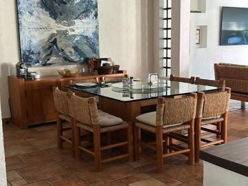 Casa en Fraccionamiento Viveros de Cocoyoc en Venta