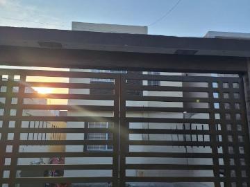 Casa en Fraccionamiento Arecas
