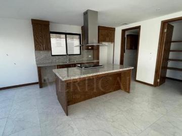 Casa en Fraccionamiento Bosque Real