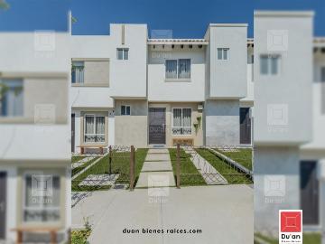 Casa en Fraccionamiento Brisas del Lago